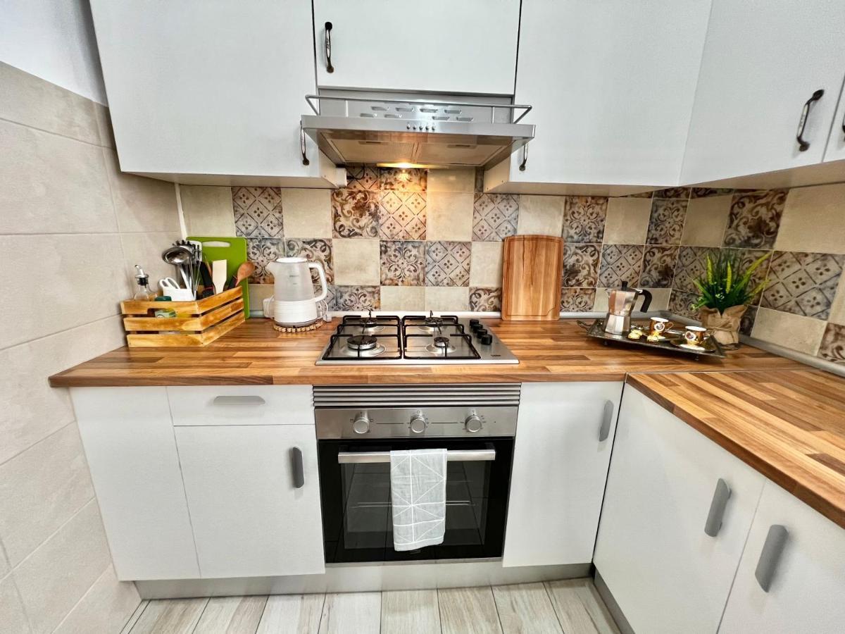 Apartment Near The Bio Parc Валенсия Экстерьер фото